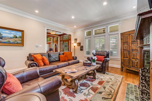 4918 Tremont Street, Dallas, TX 75214