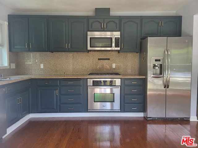 12035 Magnolia Boulevard, Valley Village, CA 91607