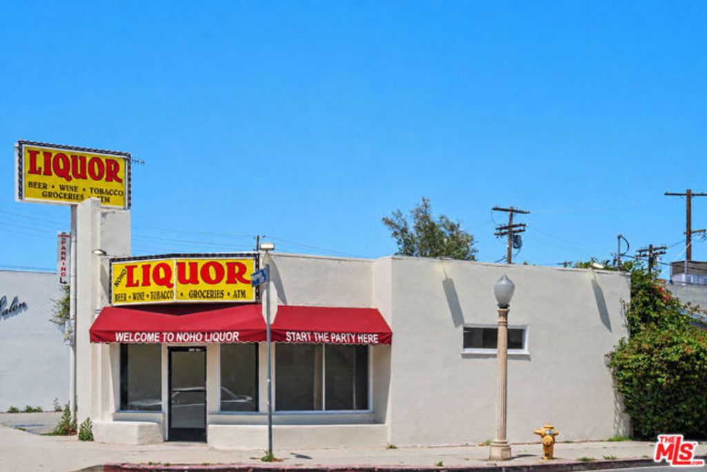 12035 Magnolia Boulevard, Valley Village, CA 91607