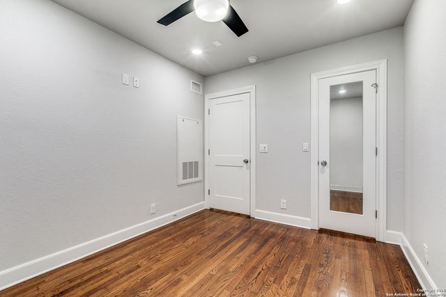 488 E Olmos Dr Apt 3, Olmos Park, TX 78212