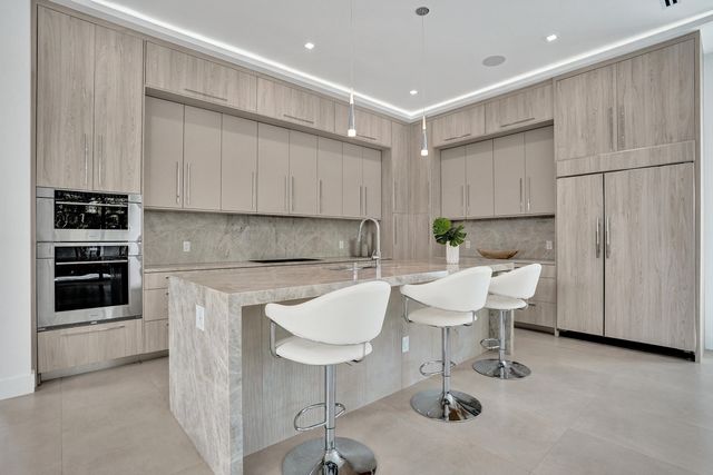 235 NE 11th Street, Delray Beach, FL 33444