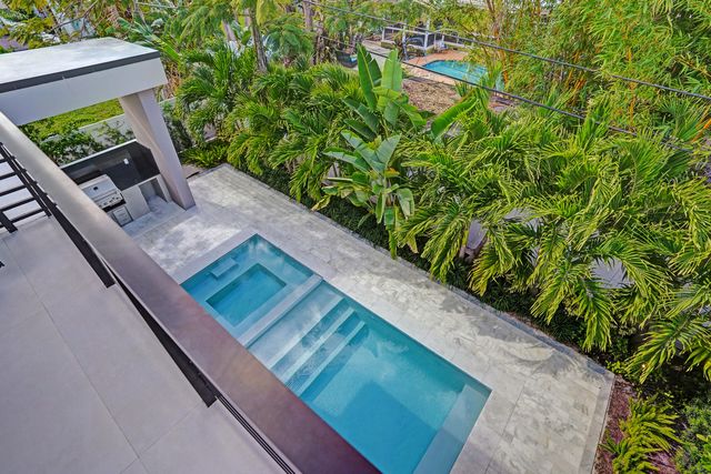 235 NE 11th Street, Delray Beach, FL 33444
