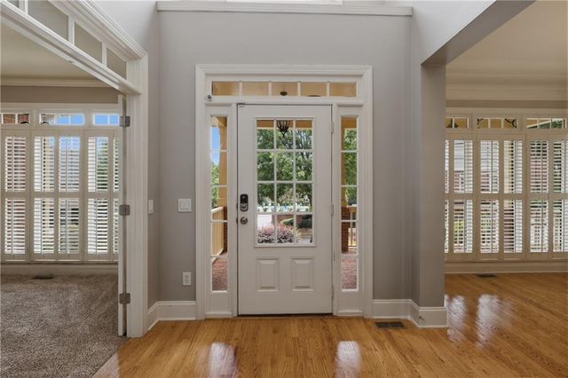 4530 Oak Brook Drive SE, Smyrna, GA 30082