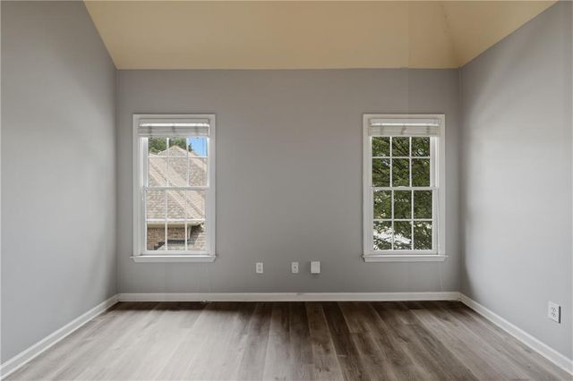 4530 Oak Brook Drive SE, Smyrna, GA 30082