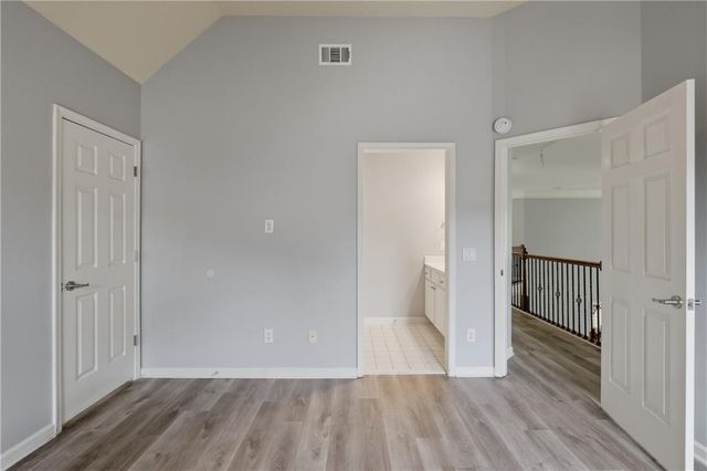 4530 Oak Brook Drive SE, Smyrna, GA 30082