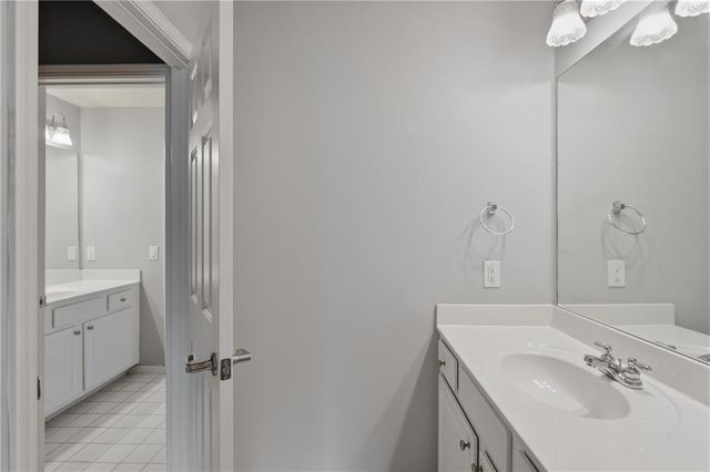 4530 Oak Brook Drive SE, Smyrna, GA 30082