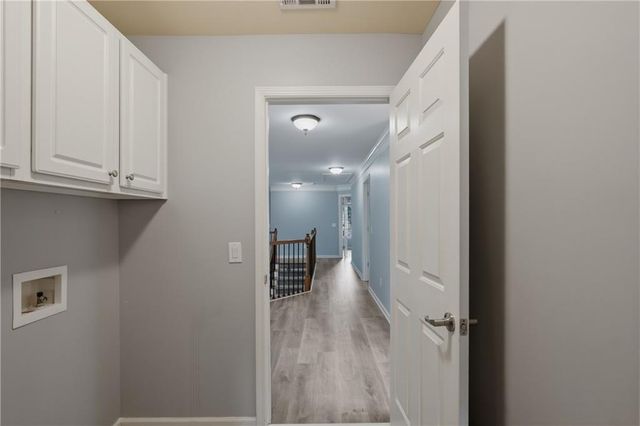 4530 Oak Brook Drive SE, Smyrna, GA 30082