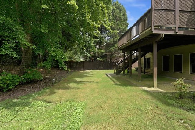 4530 Oak Brook Drive SE, Smyrna, GA 30082