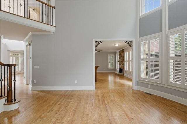 4530 Oak Brook Drive SE, Smyrna, GA 30082