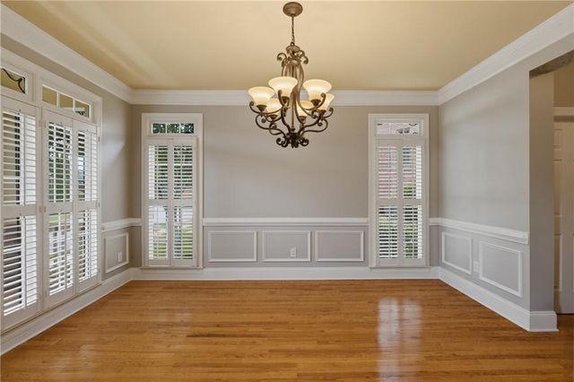 4530 Oak Brook Drive SE, Smyrna, GA 30082