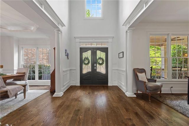 5640 Lake Oak Landing, Cumming, GA 30040