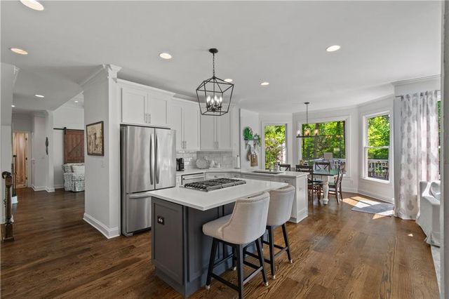5640 Lake Oak Landing, Cumming, GA 30040