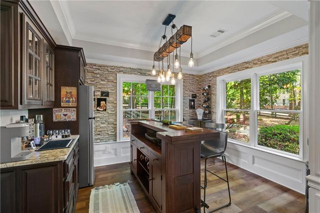 5640 Lake Oak Landing, Cumming, GA 30040