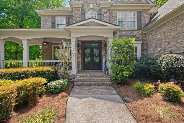 5640 Lake Oak Landing, Cumming, GA 30040