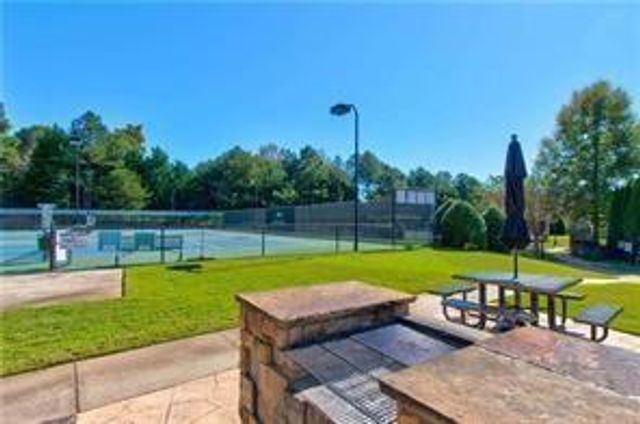 5640 Lake Oak Landing, Cumming, GA 30040