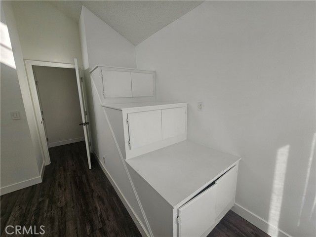 15125 Nordhoff, North Hills (los Angeles), CA 91343