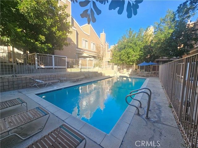 15125 Nordhoff, North Hills (los Angeles), CA 91343