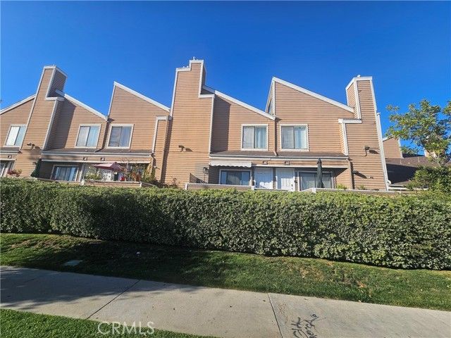 15125 Nordhoff, North Hills (los Angeles), CA 91343