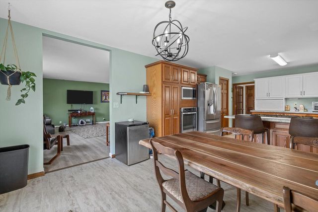 2558 N Green Bay ROAD, Mount Pleasant, WI 53406