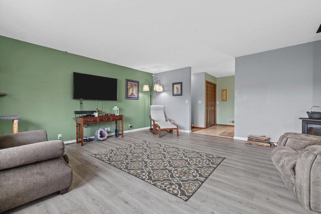 2558 N Green Bay ROAD, Mount Pleasant, WI 53406