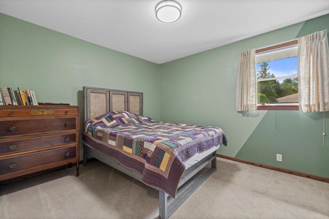 2558 N Green Bay ROAD, Mount Pleasant, WI 53406