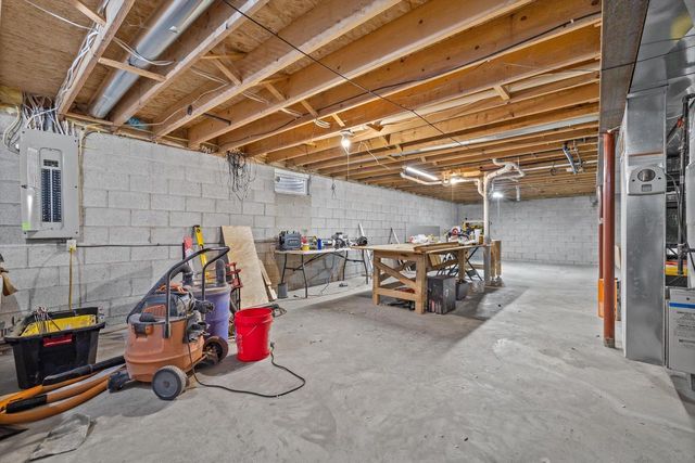 2558 N Green Bay ROAD, Mount Pleasant, WI 53406