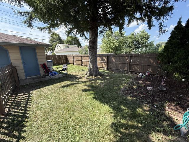 3935 N 82nd STREET, Milwaukee, WI 53222