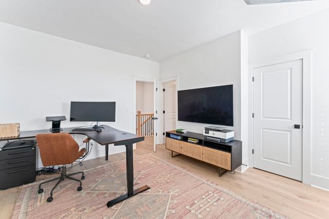 5049 Fairhaven Cir, Thompsons Station, TN 37179