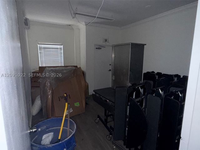 2550 W 78th St D-5, Hialeah, FL 33016