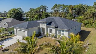 951 Sareta Street SE, Palm Bay, FL 32909