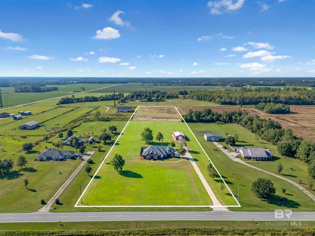 19310 County Road 48, Robertsdale, AL 36567