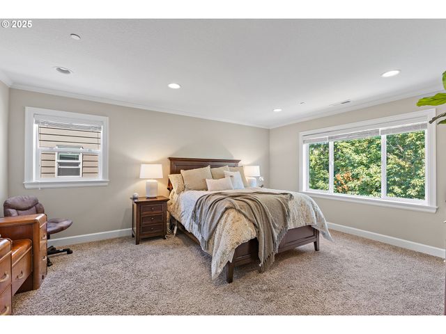 3096 Nw PARKHURST Ter, Portland, OR 97229