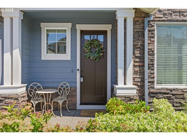 3096 Nw PARKHURST Ter, Portland, OR 97229