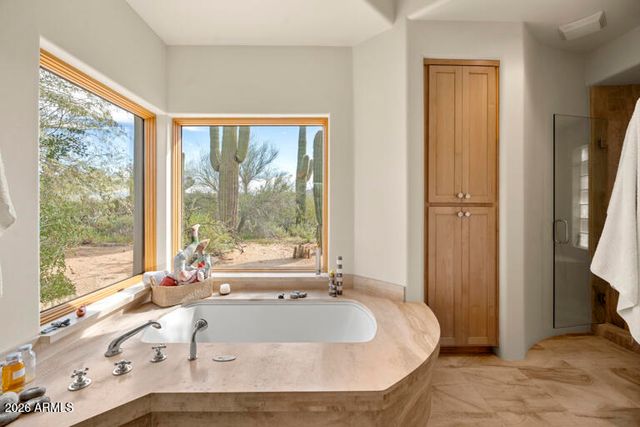 27812 N 77TH Street, Scottsdale, AZ 85266