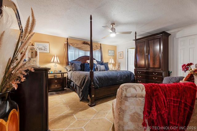25401 S 603 Road, Grove, OK 74344
