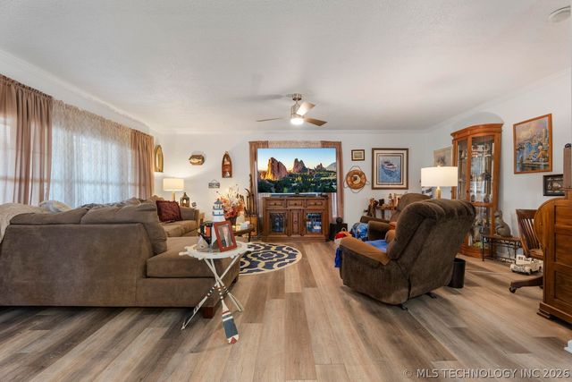 25401 S 603 Road, Grove, OK 74344