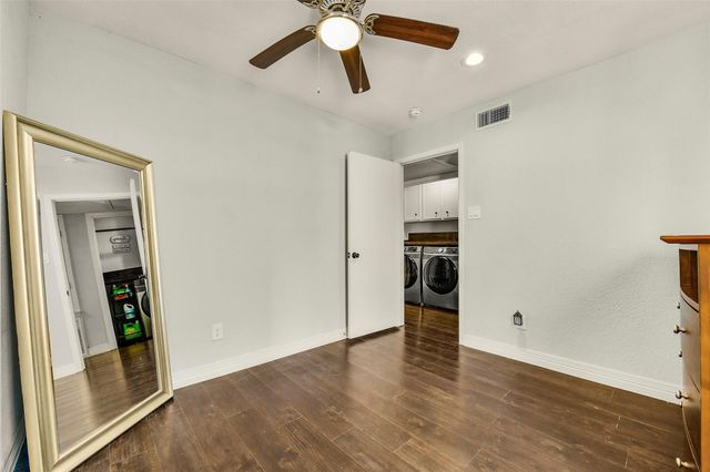 15719 Stonehaven Drive, Houston, TX 77059