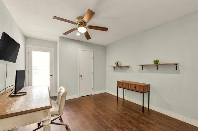 15719 Stonehaven Drive, Houston, TX 77059