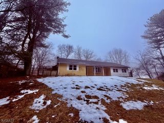 150 Karrville Rd, Mansfield Twp., NJ 07865