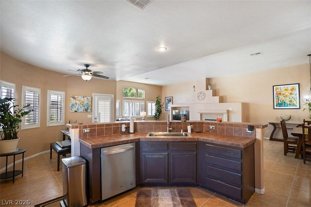 8813 Arabian Filly Avenue, Las Vegas, NV 89143