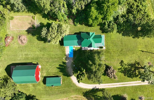 915 N Van Dyke Road, Imlay City, MI 48444