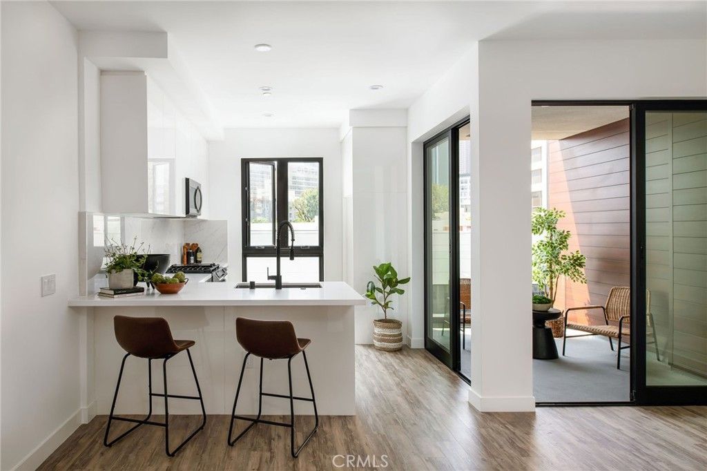 118 Astronaut Ellison S Onizuka Street 202, Los Angeles, CA 90012