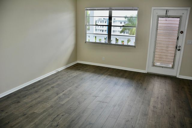 4070 Exeter D, Boca Raton, FL 33434