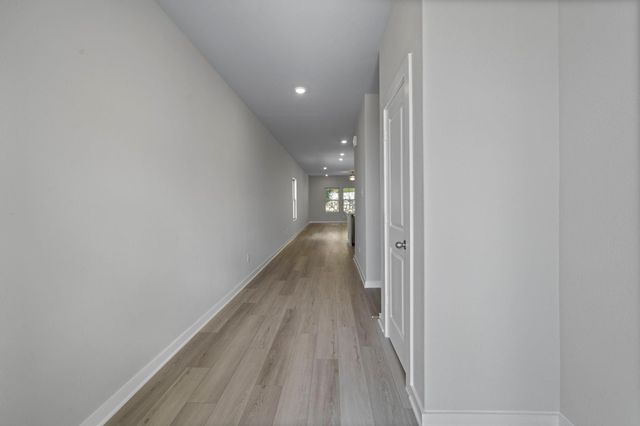 12207 Ridge Top Drive, Conroe, TX 77304