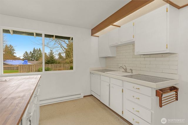 5516 156th Avenue NE, Redmond, WA 98052