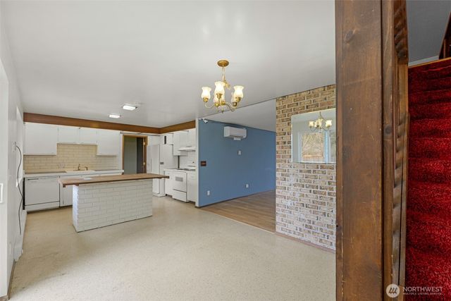 5516 156th Avenue NE, Redmond, WA 98052