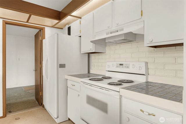 5516 156th Avenue NE, Redmond, WA 98052