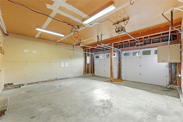 5516 156th Avenue NE, Redmond, WA 98052