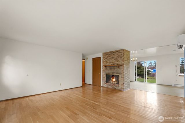 5516 156th Avenue NE, Redmond, WA 98052