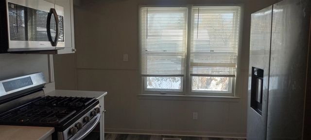 19148 Hilton Drive, Southfield, MI 48075